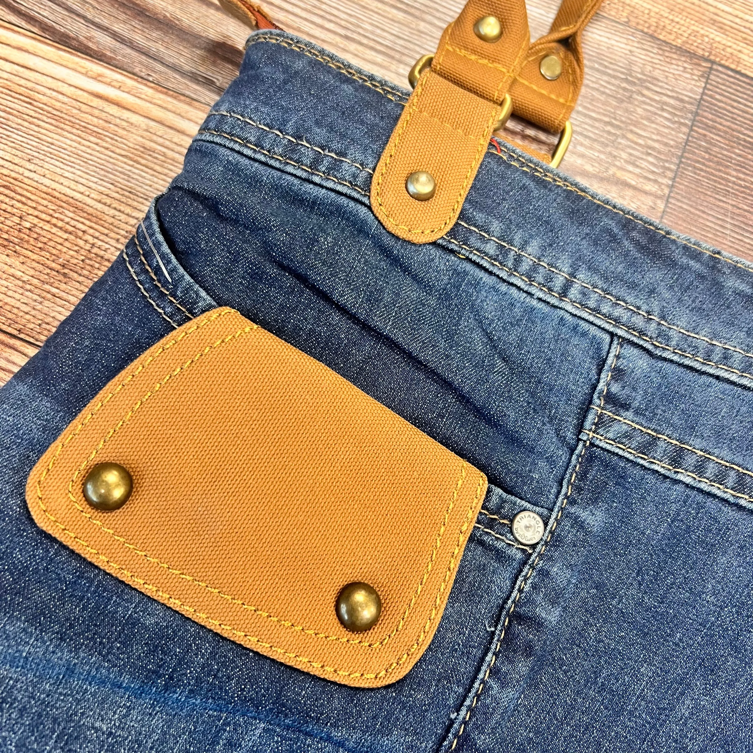 Vann & Co. - Denim Frill Bag